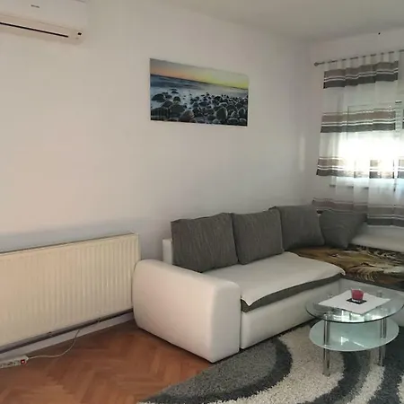 Apartamento Karla Zadar